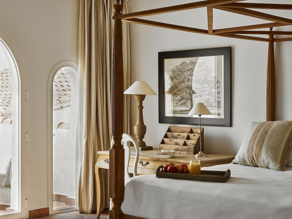 Hotel B Bou Cortijo Bravo 4*